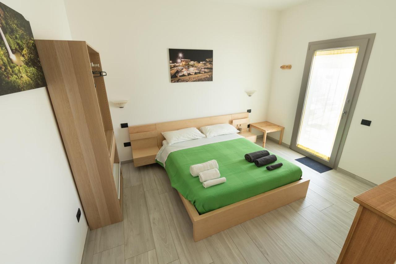 토르톨리 Giglio Marino B&B 외부 사진